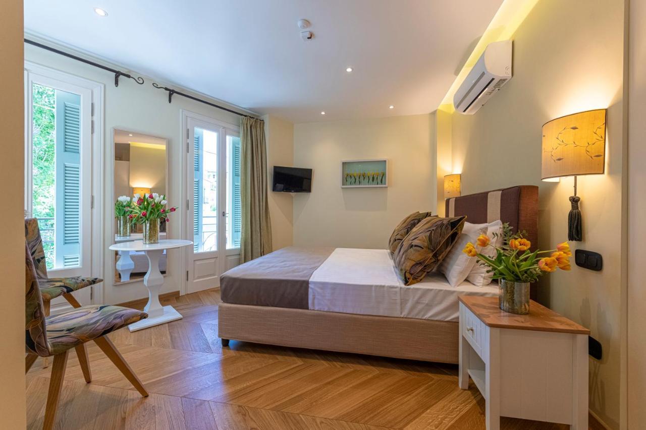 Ipelhome - Plaka Boutique Apartments Athena Bagian luar foto