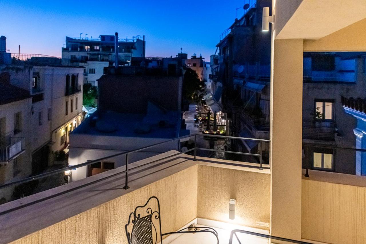 Ipelhome - Plaka Boutique Apartments Athena Bagian luar foto